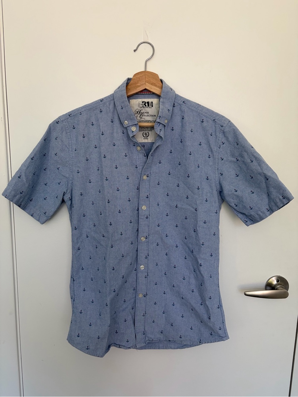 Men’s Simons Light Blue Short-Sleeve Button-Down Shirt with Navy Anchor Print